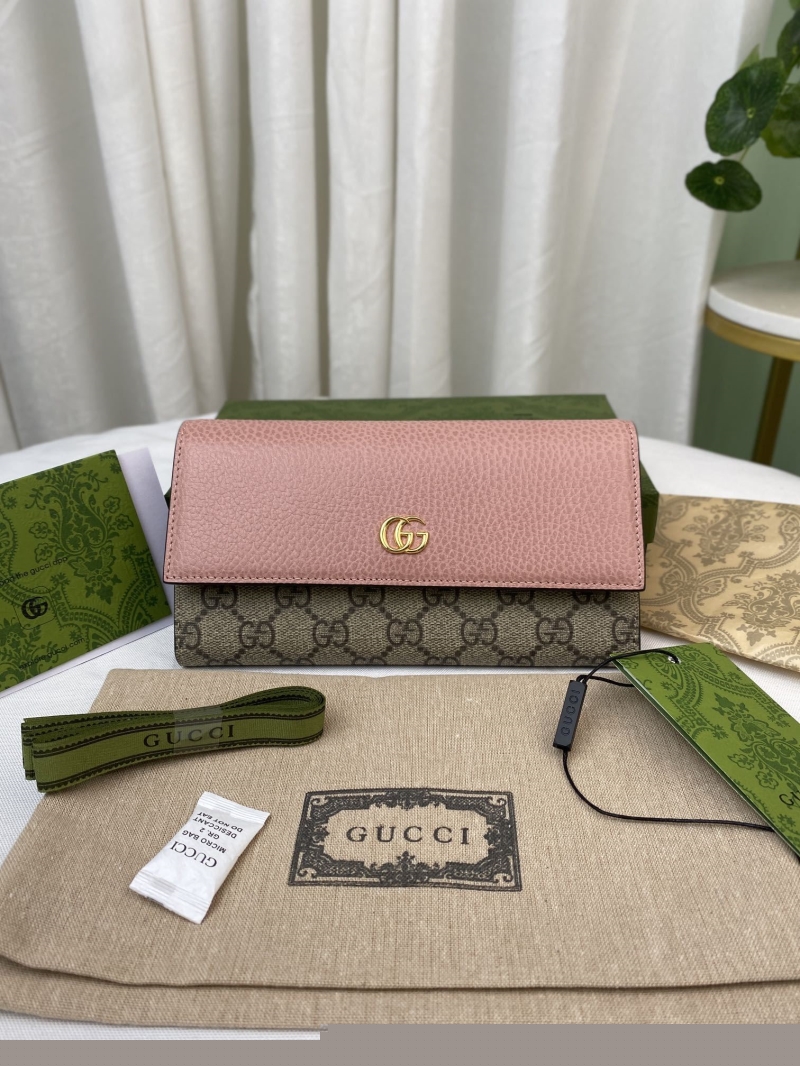 G*u*i wallets & purse